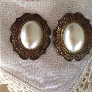 Pearl and bronze tone earrings